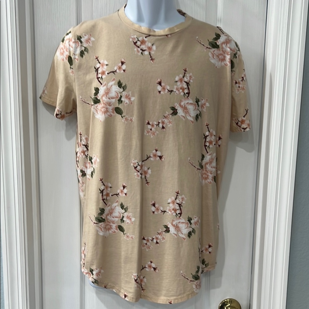 Hollister Tan and Pink Floral Short Sleeve Tee